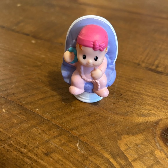 Fisher Price Little People baby girl as is - Picture 1 of 7